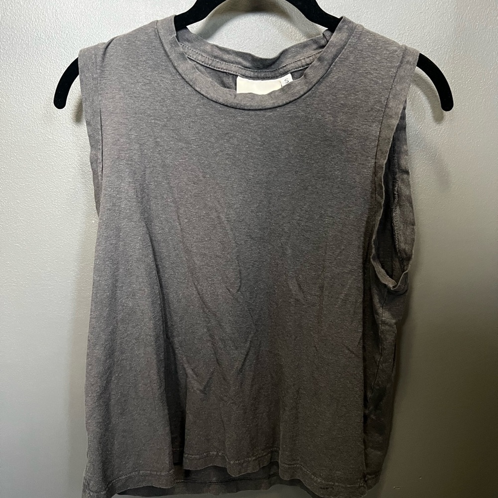 Soft linen tank.